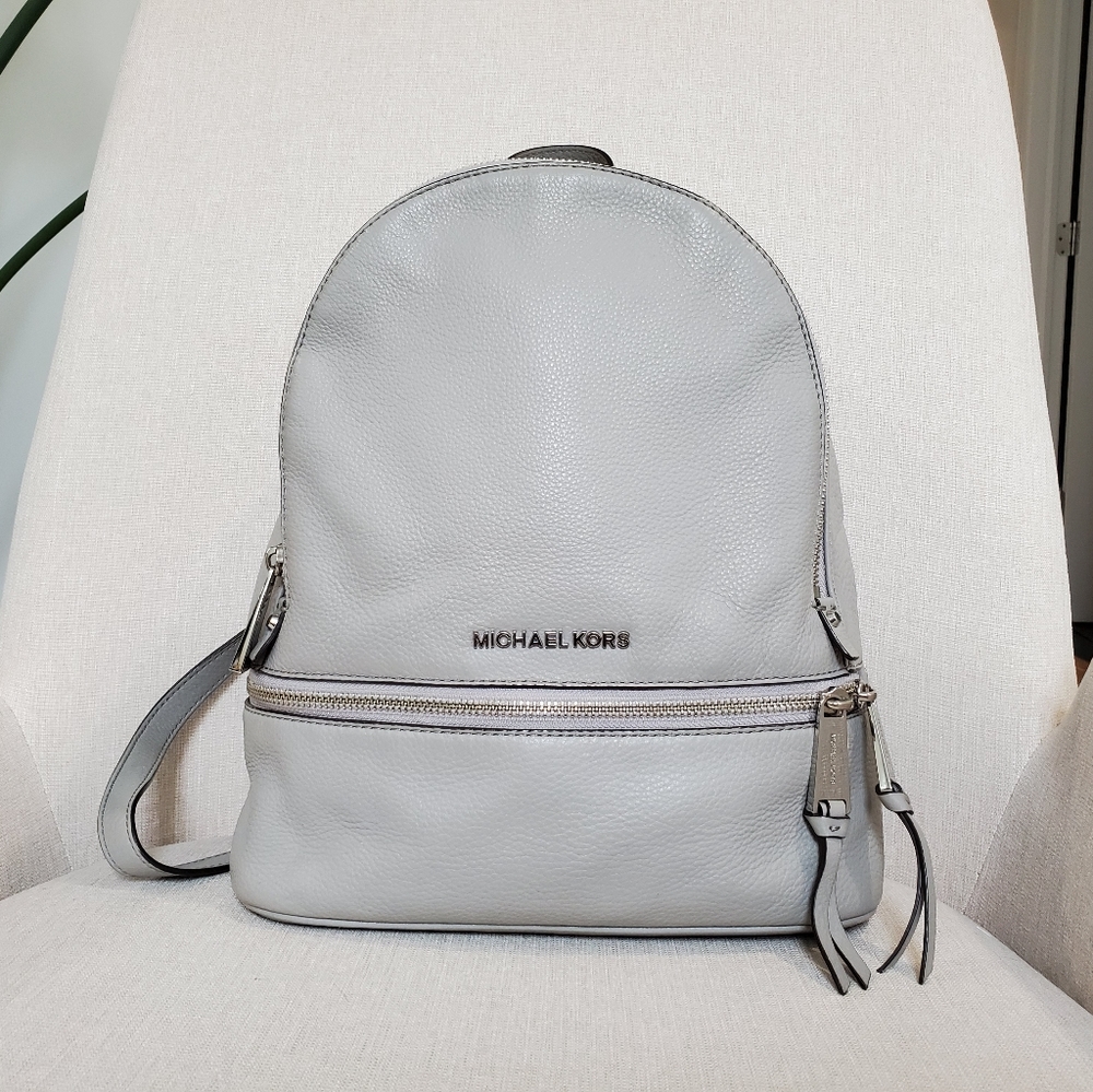 Michael Kors Rhea Small Bookbag Pearly Grey